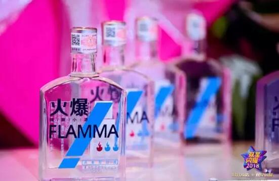 五糧液系列酒兩大自營(yíng)品牌聯(lián)袂上市，深化戰(zhàn)略布局引領(lǐng)酒類經(jīng)營(yíng)新篇章